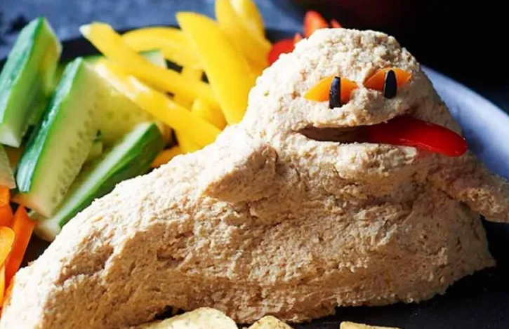 jabba the hut sculpted out of hummus